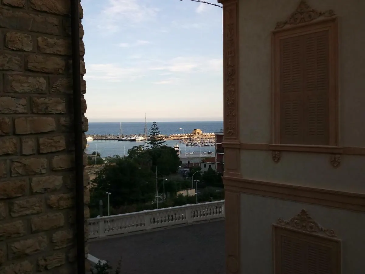 Appartamento Isola Di Man Imperia